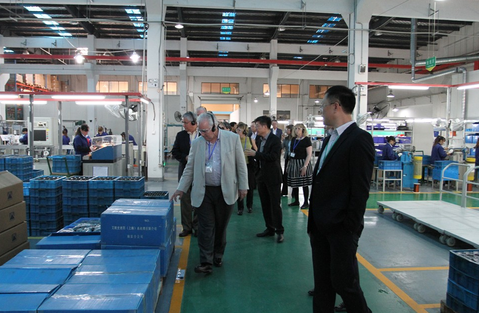 Russian customers visit our company