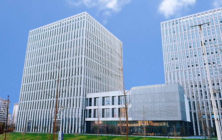 山东哈鲁轴承深沟球轴承产品系列型号参数及应用场景解析